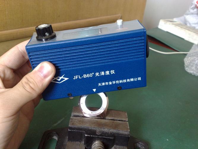 工业质检新利器 厂家直供测金属小孔光泽度仪助力精密仪器制造升级